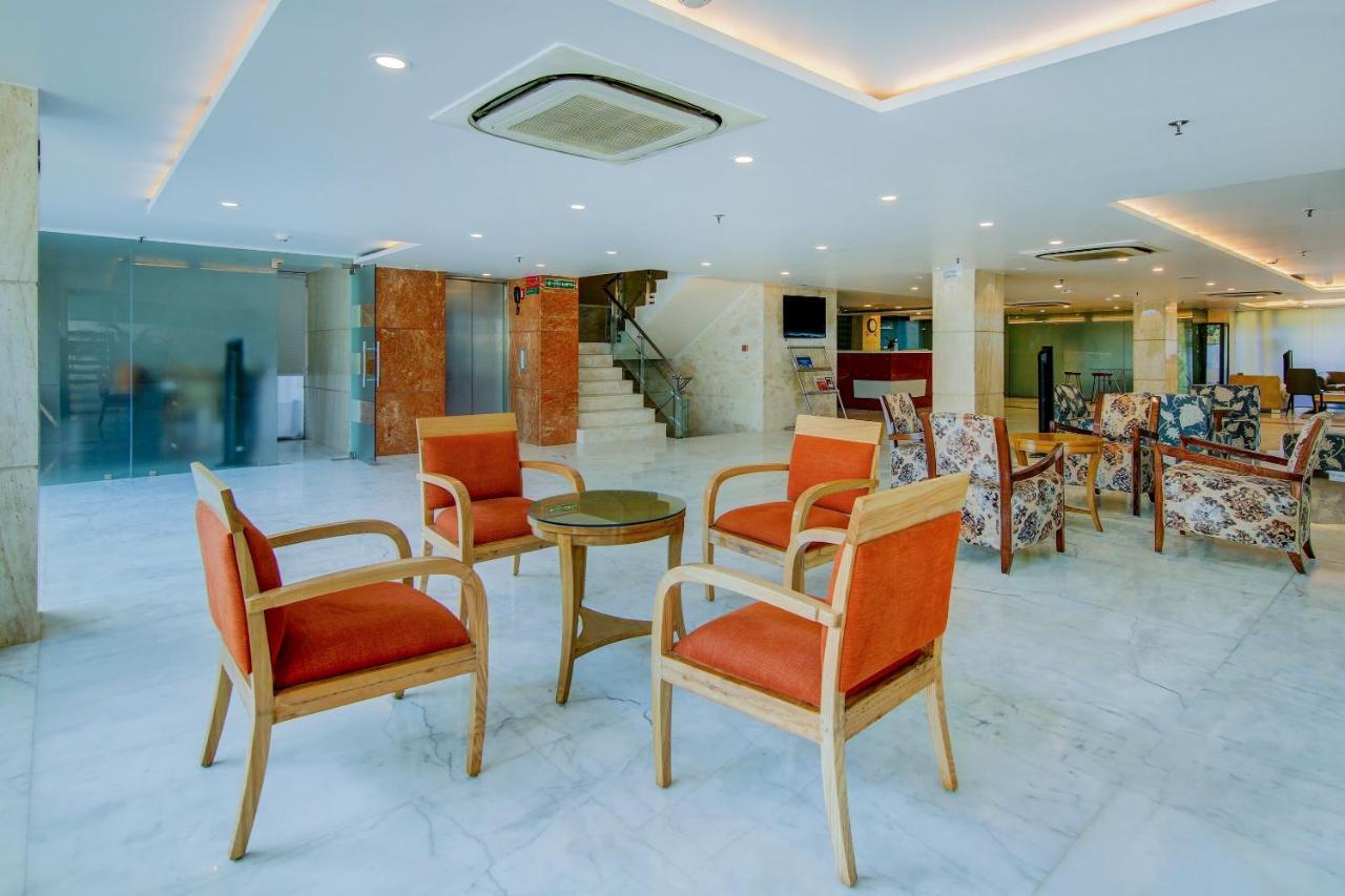 Hotel Townhouse Oak Safdarjung Neu-Delhi Exterior foto